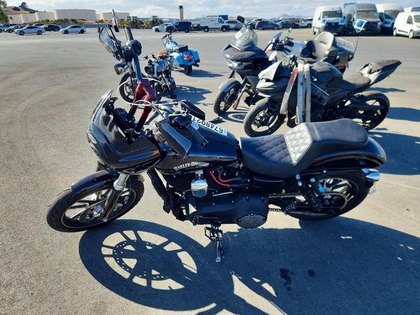 2016 HARLEY-DAVIDSON FXDBP