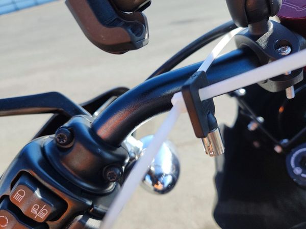 2016 HARLEY-DAVIDSON FXDBP