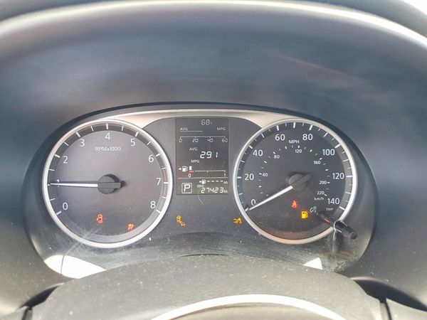 2024 NISSAN KICKS