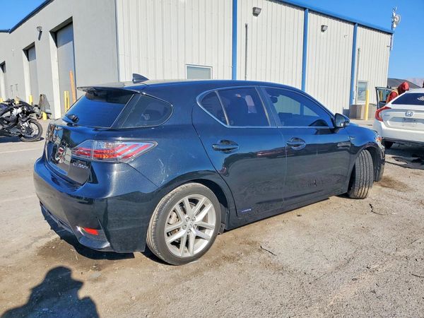 2017 LEXUS CT 200h
