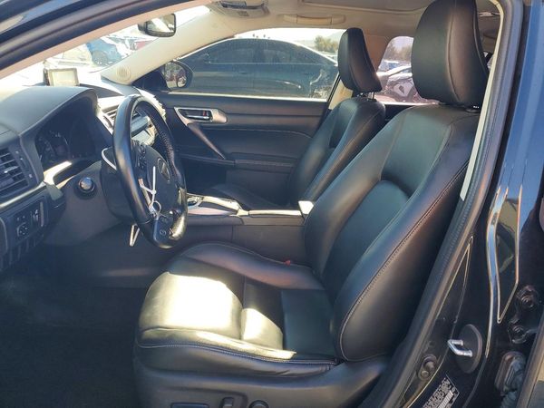 2017 LEXUS CT 200h