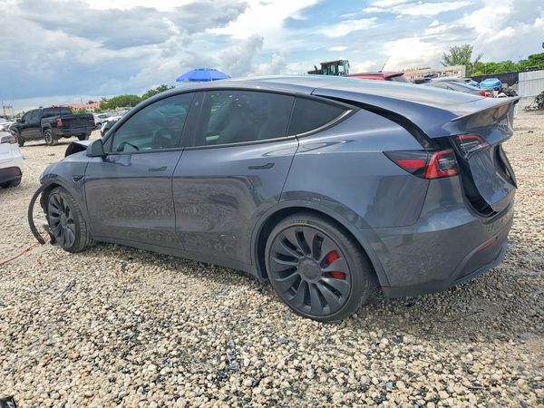 2022 TESLA MODEL Y