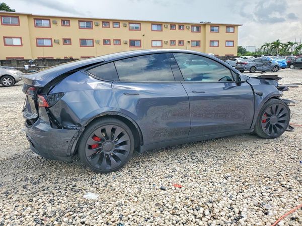 2022 TESLA MODEL Y