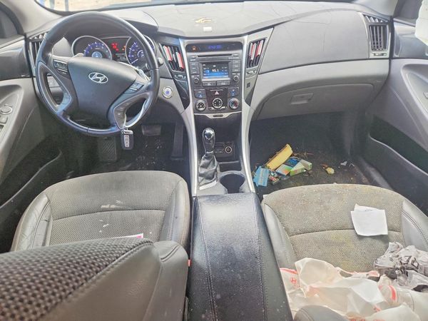 2014 HYUNDAI SONATA
