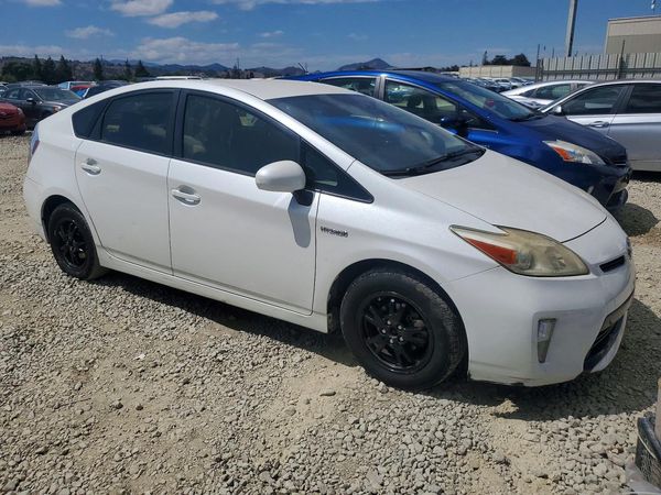 2012 TOYOTA PRIUS