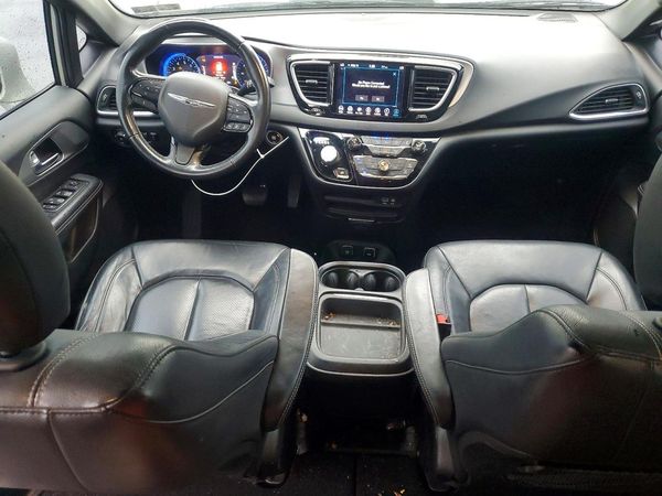 2019 CHRYSLER PACIFICA