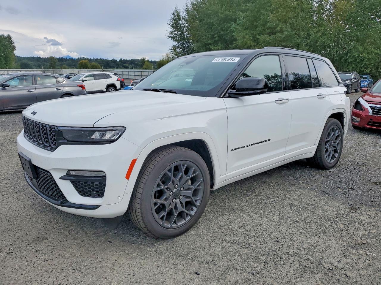 2025 JEEP GRAND CHEROKEE Summit