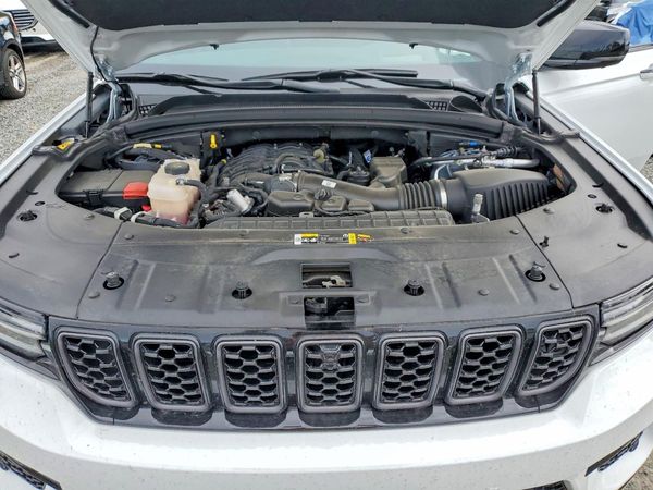 2025 JEEP GRAND CHEROKEE Summit