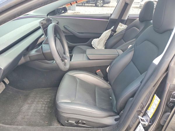 2025 TESLA MODEL 3 — DENT