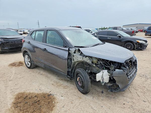2024 NISSAN KICKS S
