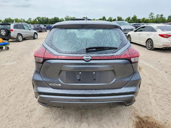 2024 NISSAN KICKS S