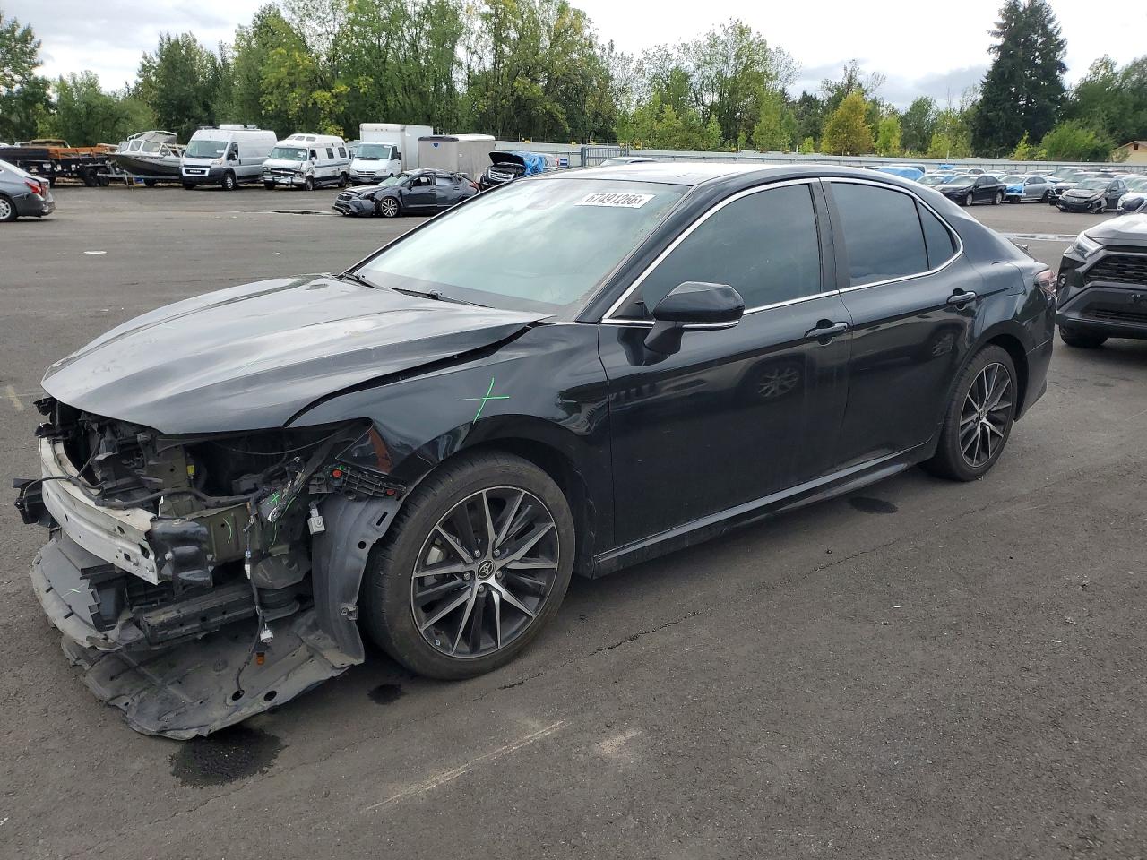 2022 TOYOTA CAMRY SE