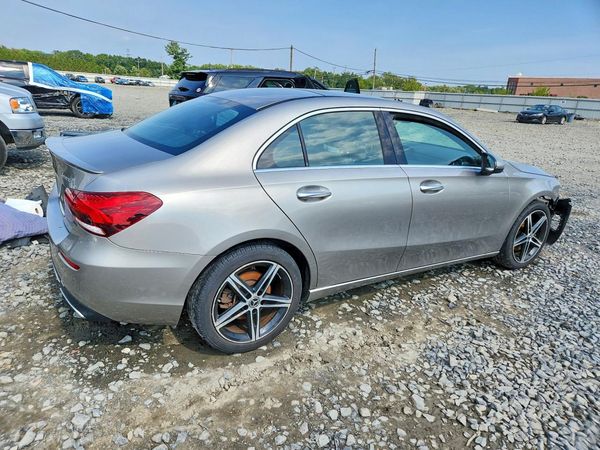 2019 MERCEDES-BENZ A