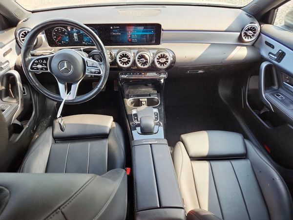 2019 MERCEDES-BENZ A