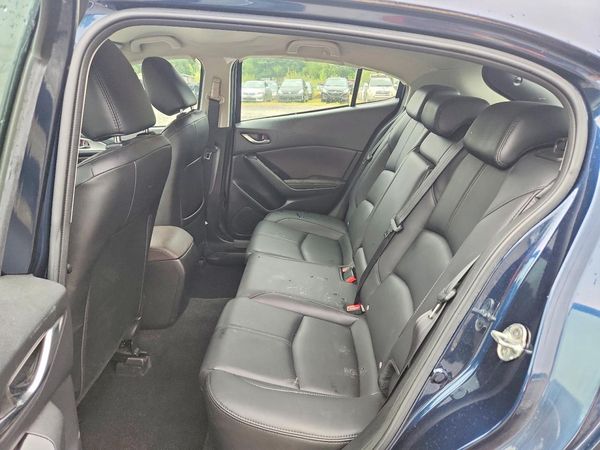 2018 MAZDA 3