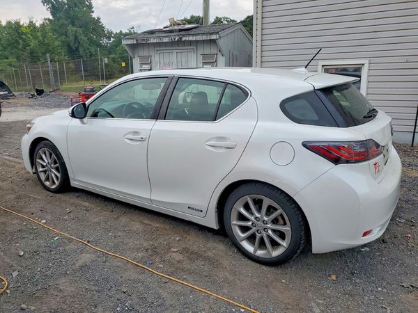 2013 LEXUS CT