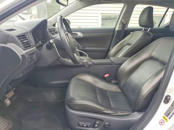 2013 LEXUS CT