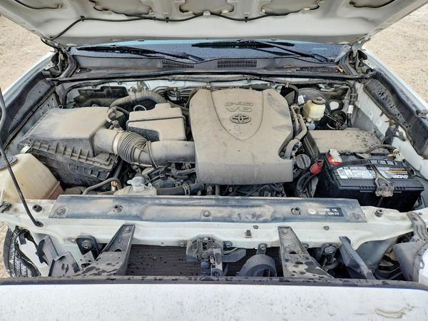 2017 TOYOTA TACOMA