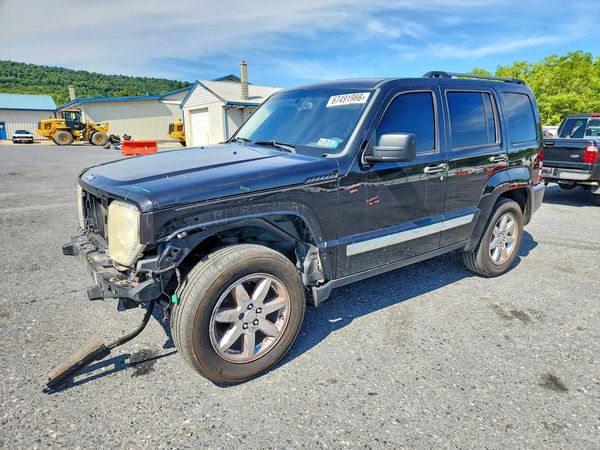 2012 JEEP LIBERTY Sport
