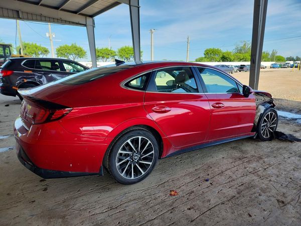 2021 HYUNDAI SONATA