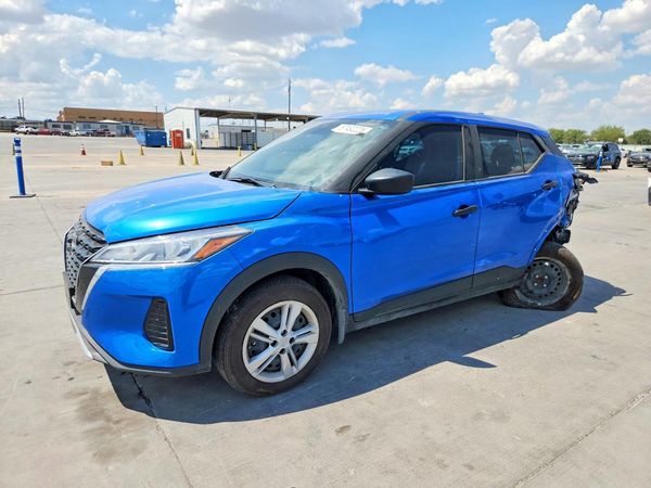 2024 NISSAN KICKS