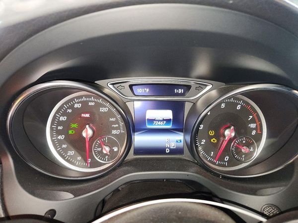 2020 MERCEDES-BENZ GLA