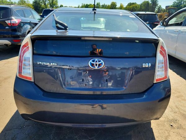 2012 TOYOTA PRIUS