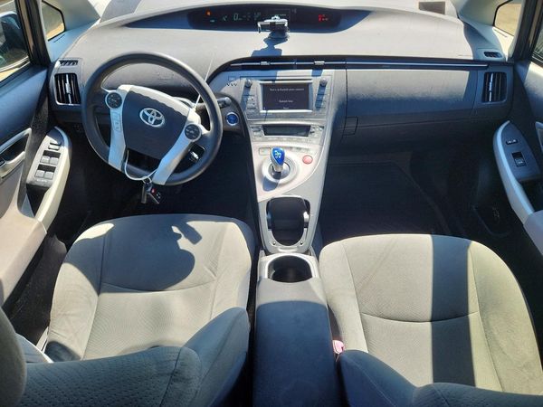 2012 TOYOTA PRIUS