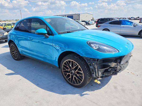2021 PORSCHE MACAN