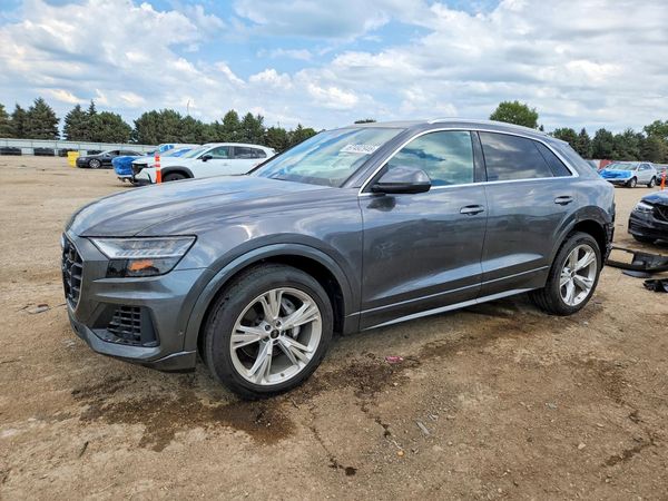 2023 AUDI Q8