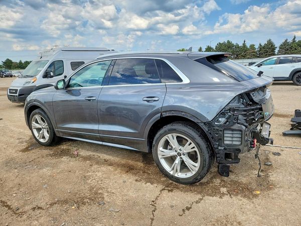 2023 AUDI Q8