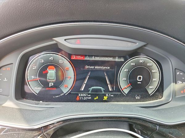 2023 AUDI Q8