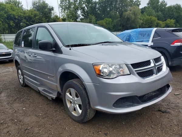 2013 DODGE GRAND CARAVAN SE