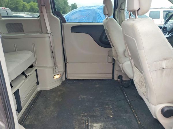 2013 DODGE GRAND CARAVAN SE