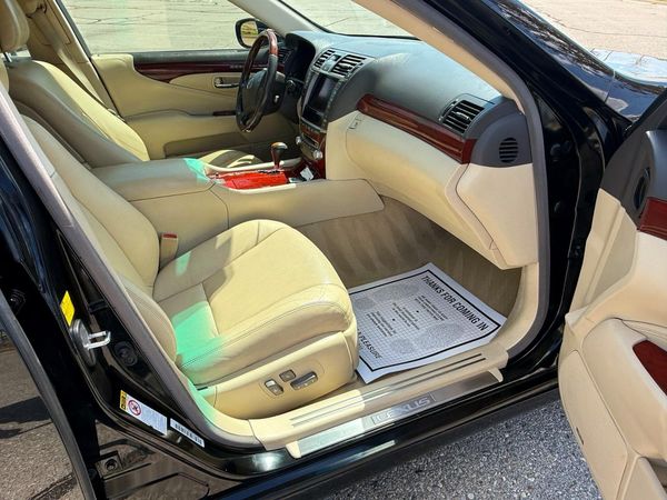 2012 LEXUS LS 460