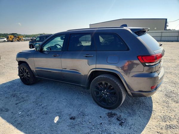 2018 JEEP GRAND CHEROKEE Laredo
