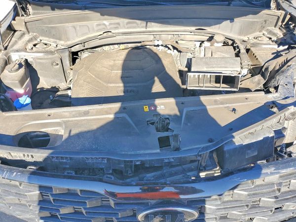 2021 KIA TELLURIDE EX — Engine bay