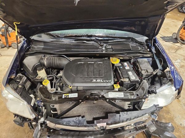 2015 DODGE GRAND CARAVAN SE
