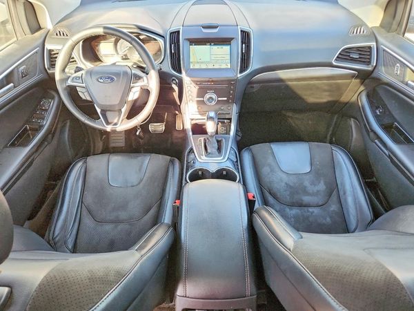2017 FORD EDGE Sport
