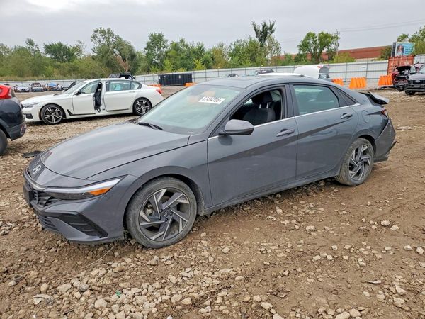 2024 HYUNDAI ELANTRA — Front 3/4