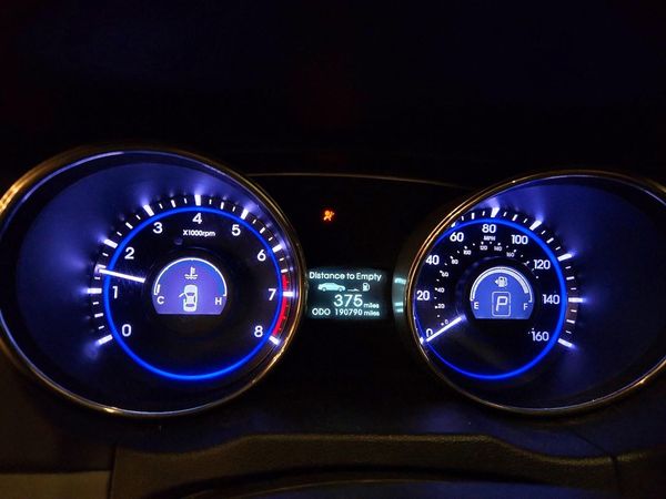 2012 HYUNDAI SONATA