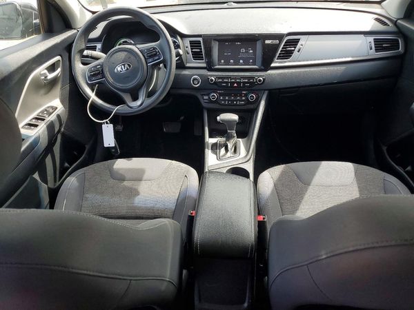 2017 KIA NIRO