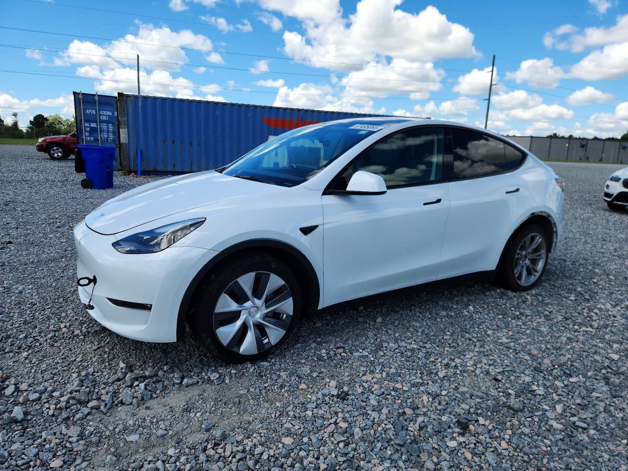 2024 TESLA MODEL Y