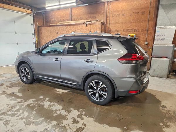 2018 NISSAN ROGUE