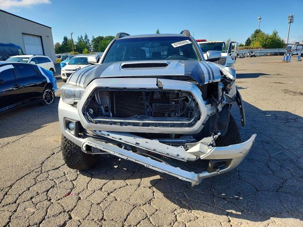 2017 TOYOTA TACOMA