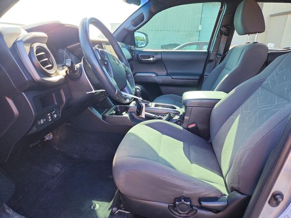 2017 TOYOTA TACOMA