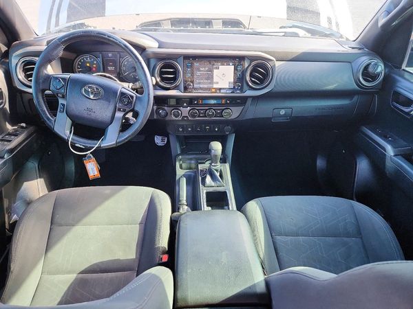 2017 TOYOTA TACOMA