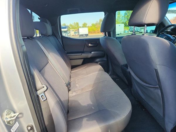 2017 TOYOTA TACOMA