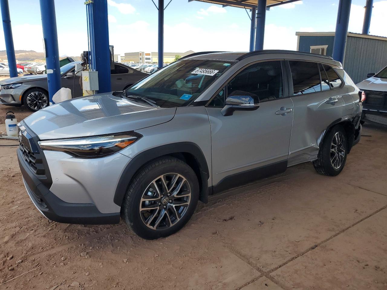 2026 TOYOTA COROLLA CROSS XLE