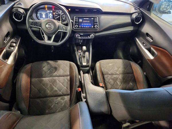 2020 NISSAN KICKS